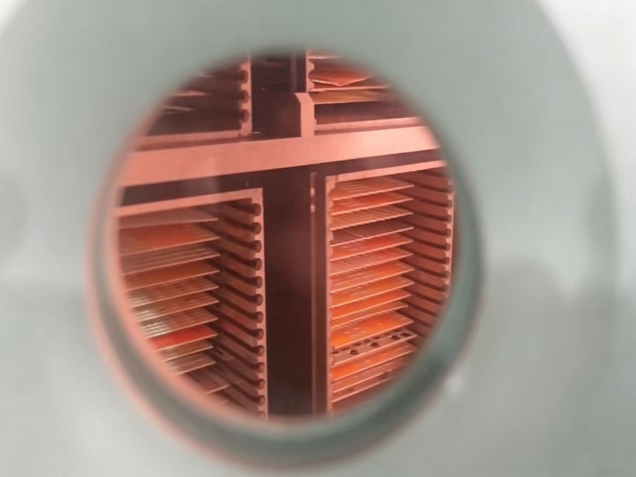 微波等离子清洗设备：高端电子制造的 “隐形核心功臣”